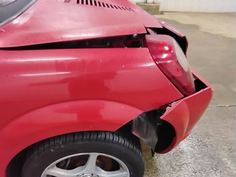 Used 2000 Toyota MR2 image 14