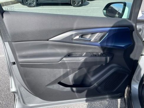 New 2026 Chevrolet Equinox EV LT w/ LPO, Tech Bronze Package image 19