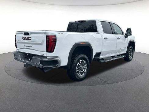 Used 2025 GMC Sierra 2500 SLT w/ SLT Premium Package image 5