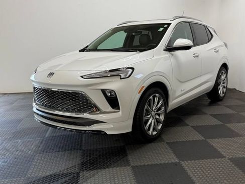 Used 2024 Buick Encore GX Avenir w/ Avenir Technology Package FWD image 5