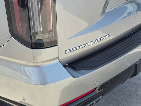 New 2026 Cadillac Escalade Platinum Sport AWD/4WD image 11
