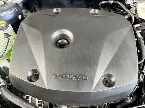 Used 2022 Volvo XC40 T4 Inscription w/ Advanced Package FWD image 31