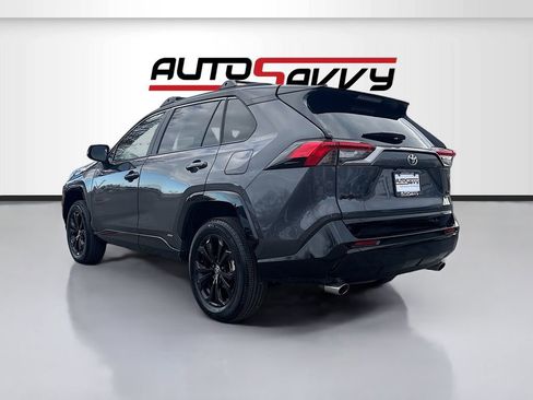 Used 2025 Toyota RAV4 XSE w/ Weather Package image 5