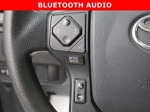 Used 2020 Toyota Tacoma SR image 15
