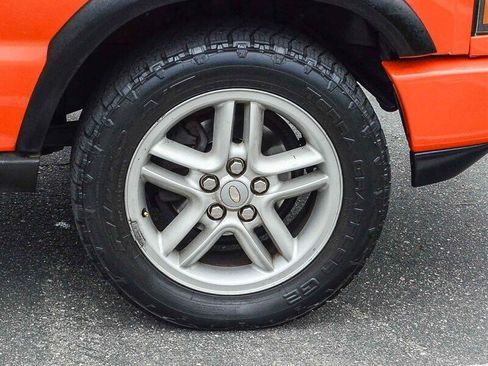 Used 2004 Land Rover Discovery S image 10