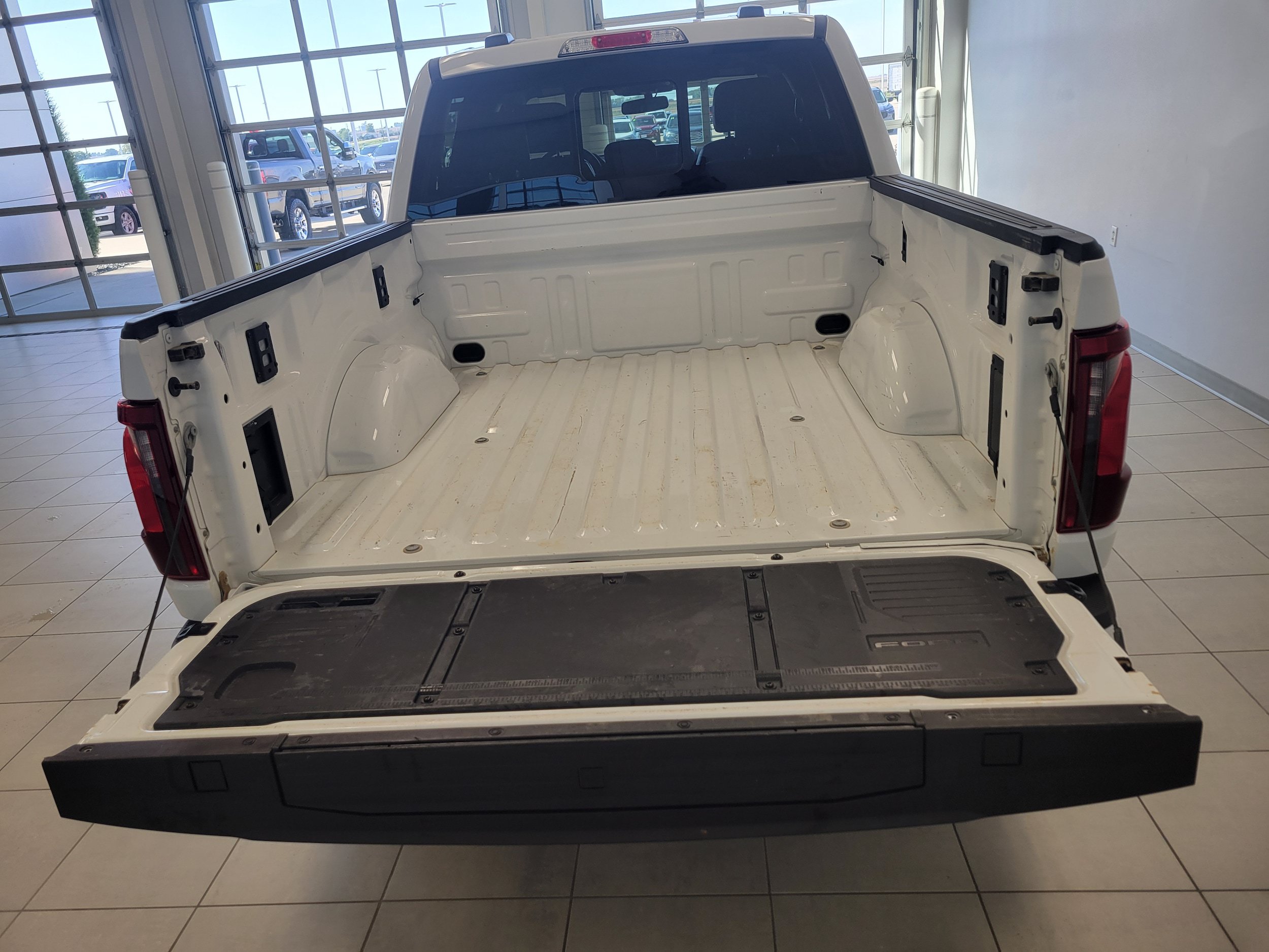Used 2025 Ford F150 XLT w/ Equipment Group 302A MID AWD/4WD image 10