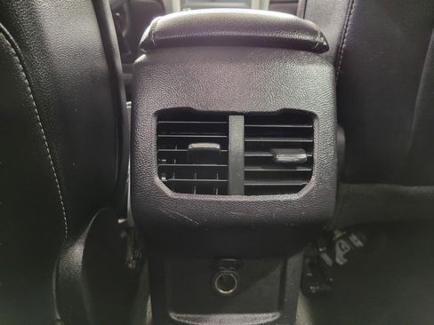 Used 2018 Ford Fusion SE w/ Fusion SE Technology Package image 23