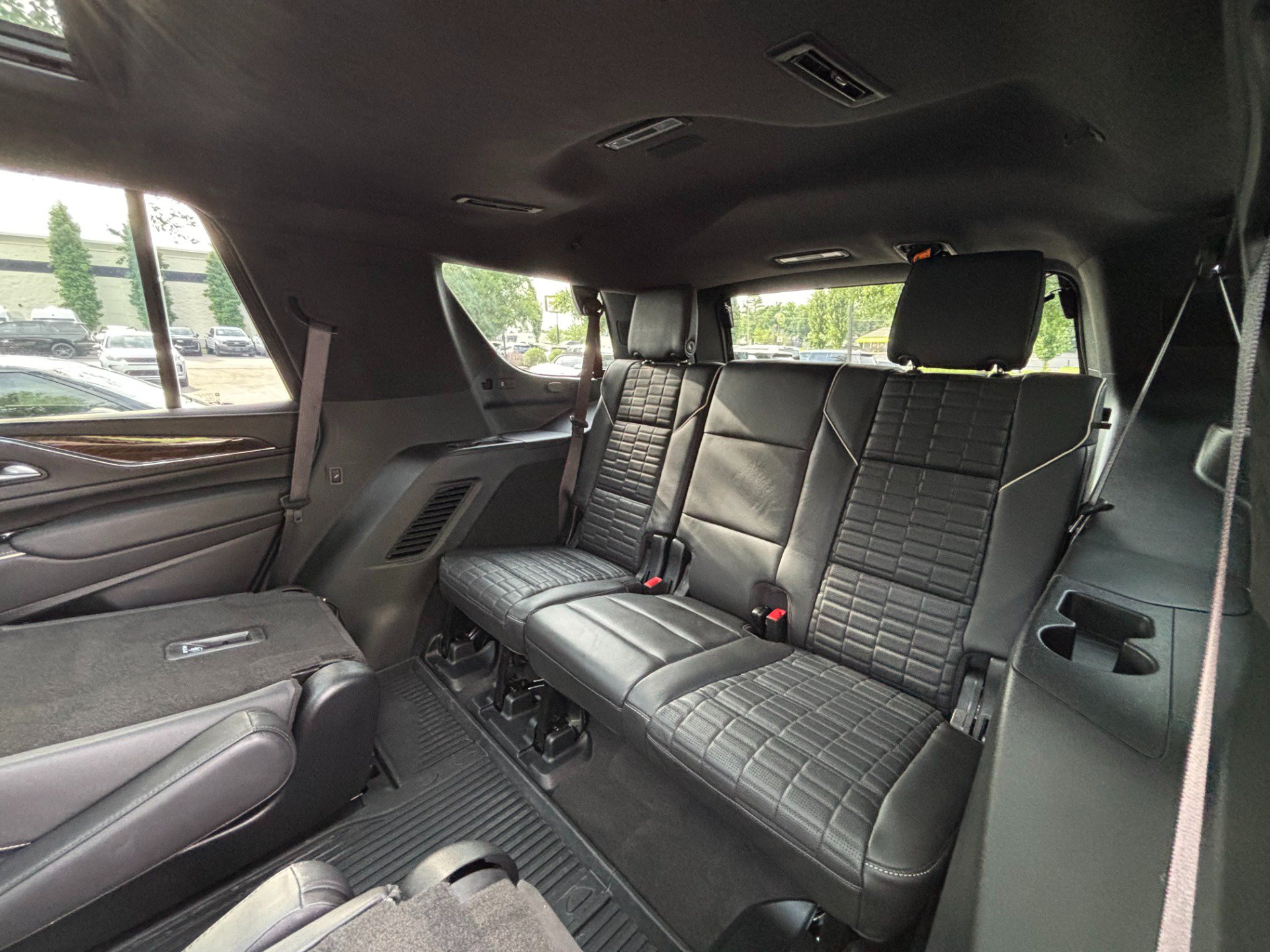 Used 2024 Cadillac Escalade Premium Luxury Platinum AWD/4WD image 40