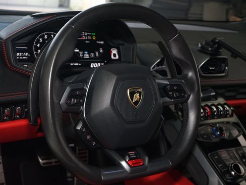 Used 2015 Lamborghini Huracan LP 610-4 AWD/4WD image 14