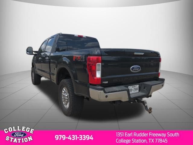Used 2018 Ford F250 XLT w/ XLT Premium Package AWD/4WD image 6