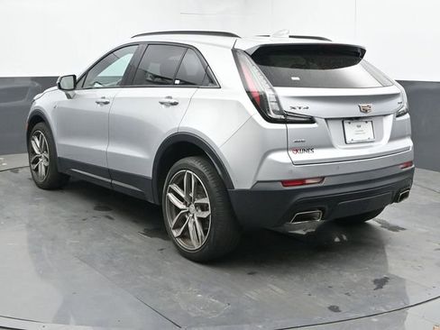 Used 2022 Cadillac XT4 Sport w/ Driver Awareness Package AWD/4WD image 8