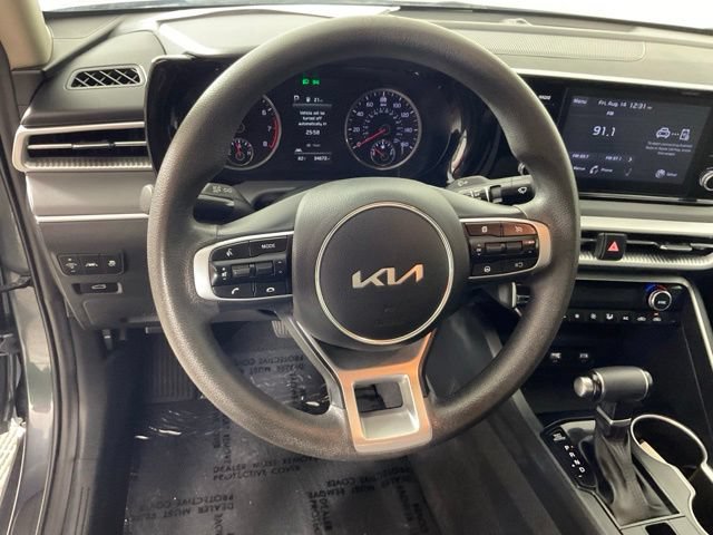 Used 2023 Kia K5 LXS FWD image 16