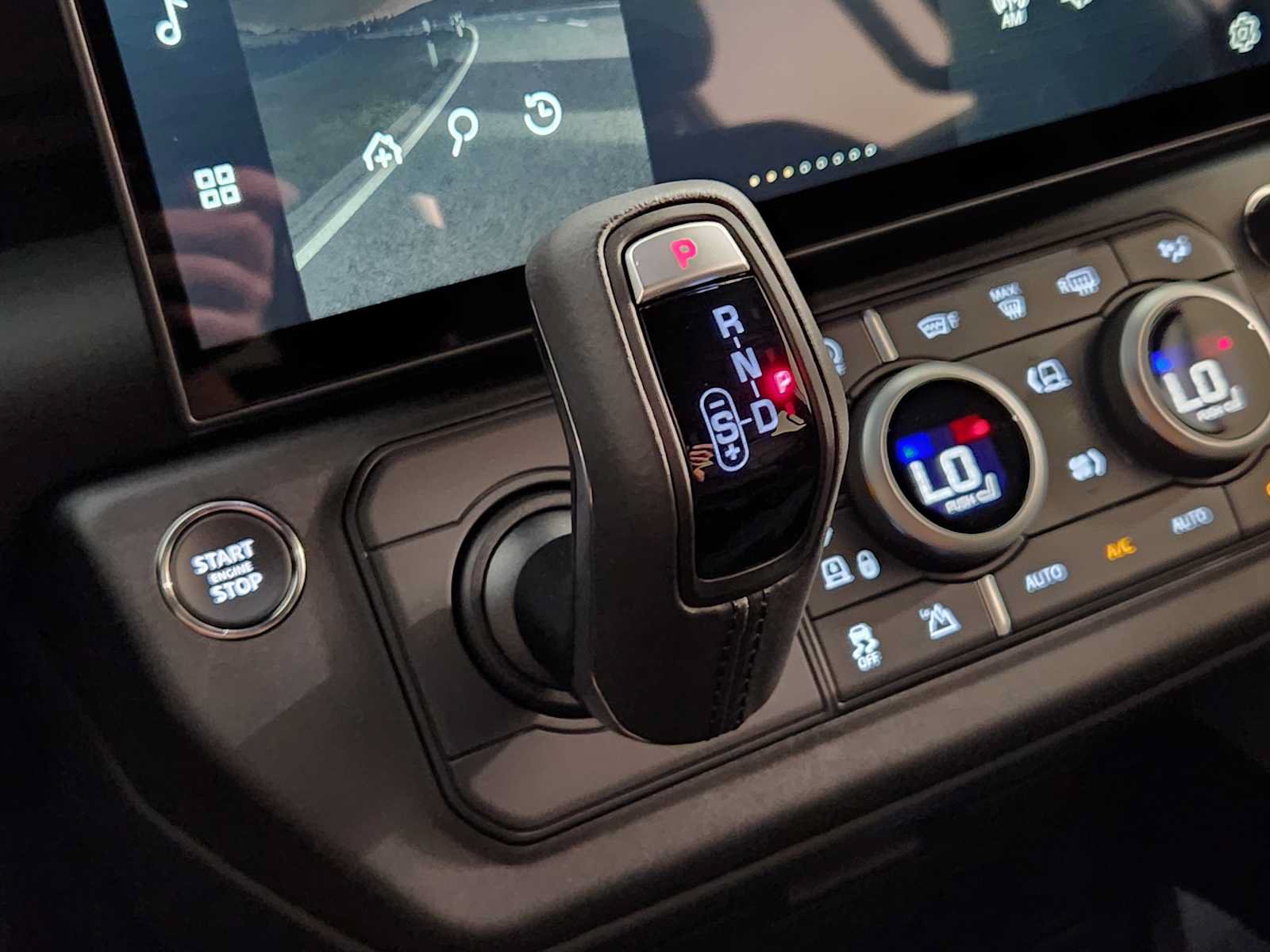 New 2026 Land Rover Defender 110 S AWD/4WD image 19