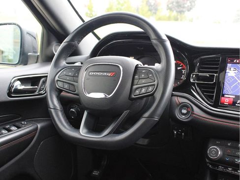 Used 2025 Dodge Durango GT AWD/4WD image 14