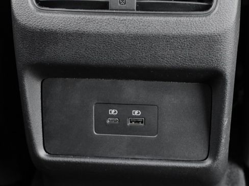 Used 2023 Nissan Rogue SV w/ SV Premium B Package image 38