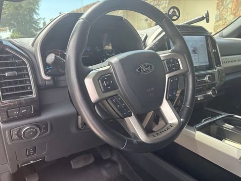 Used 2022 Ford F250 Lariat w/ Black Appearance Package AWD/4WD image 6