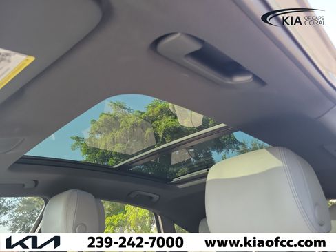 Used 2025 Audi SQ5 Premium Plus w/ Premium Plus Package AWD/4WD image 21
