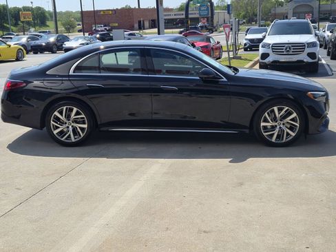 Certified 2025 Mercedes-Benz E 350 4MATIC Sedan image 7