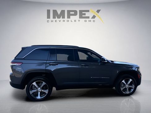 Used 2024 Jeep Grand Cherokee Limited AWD/4WD image 6