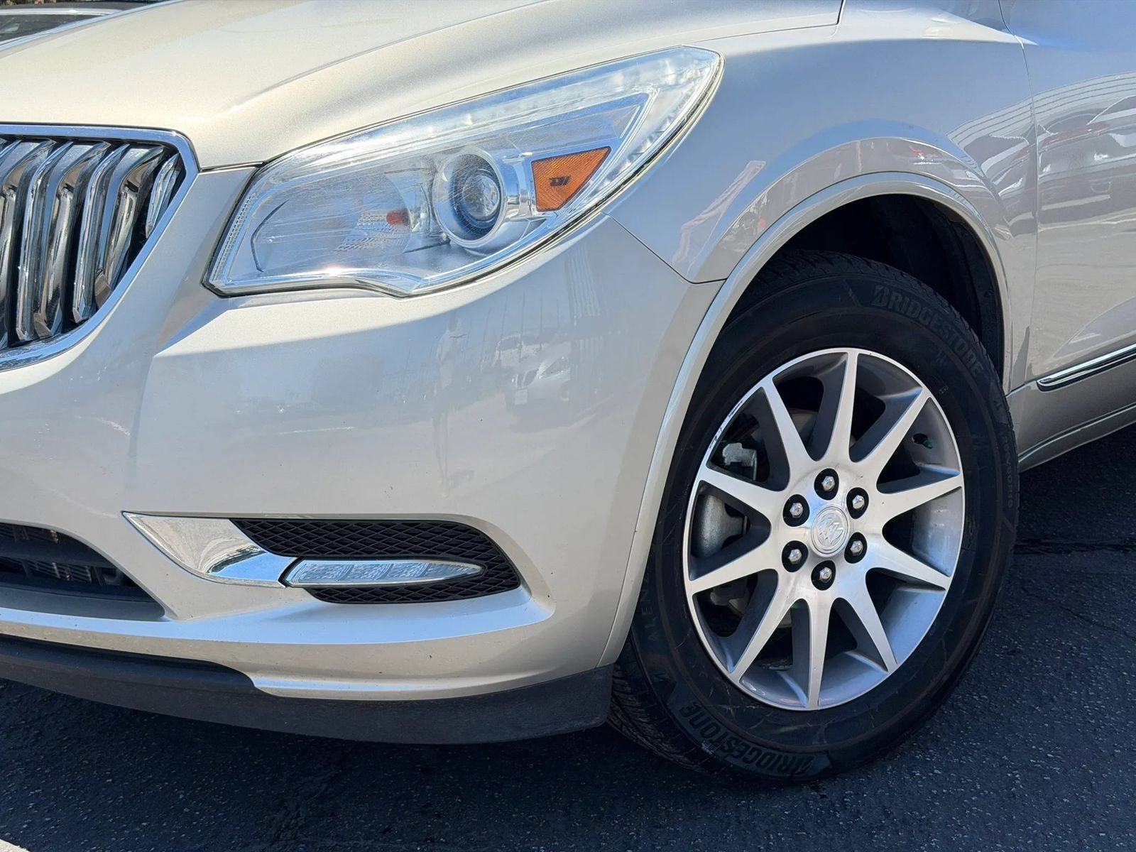 Used 2016 Buick Enclave Leather w/ Trailering Package FWD image 7