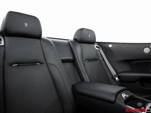 Used 2019 Rolls-Royce Dawn image 35