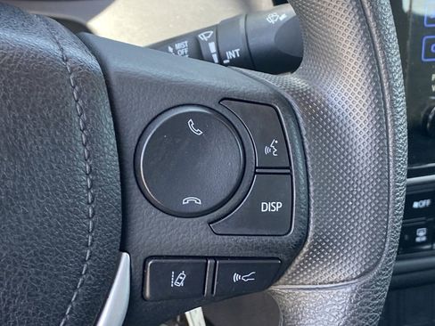 Certified 2019 Toyota Corolla LE FWD image 29