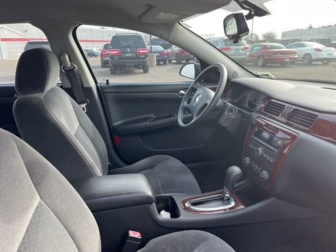 Used 2007 Chevrolet Impala LT image 2