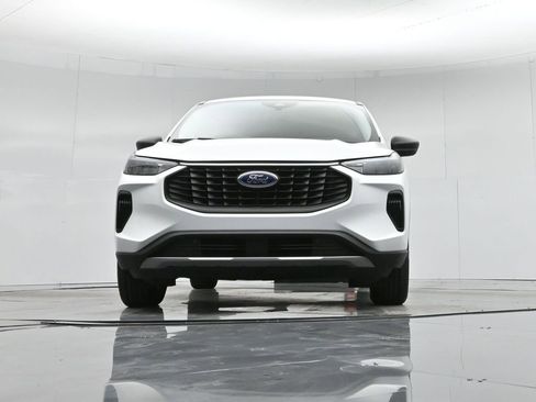 Used 2024 Ford Escape Active image 4