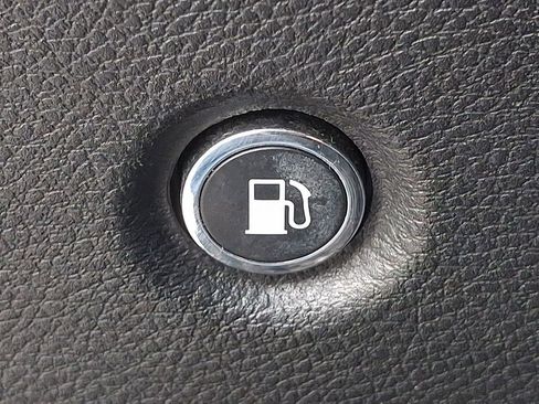 Used 2019 Dodge Durango GT AWD/4WD image 24