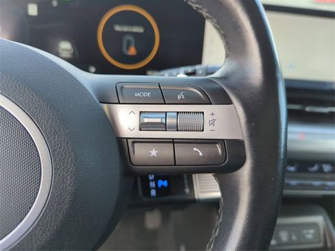 Used 2024 Hyundai Kona Limited image 37