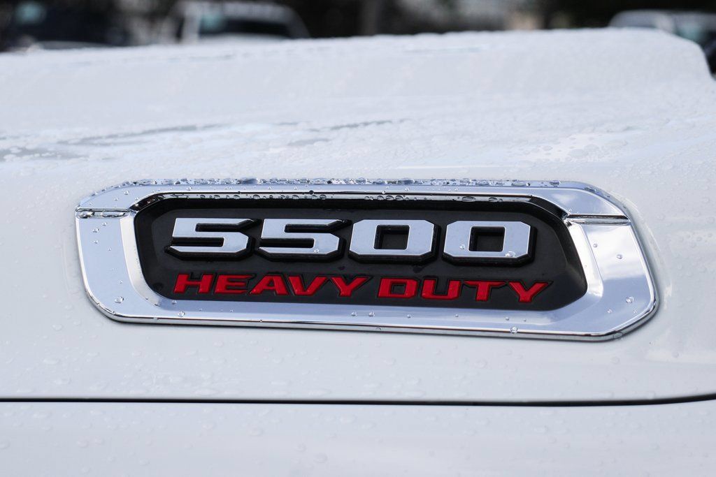 Used 2022 RAM 5500 Tradesman w/ Chrome Appearance Group AWD/4WD image 42
