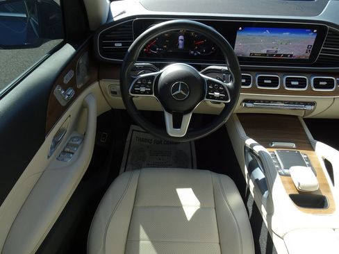 Used 2022 Mercedes-Benz GLE 350 4MATIC w/ Premium Package image 16