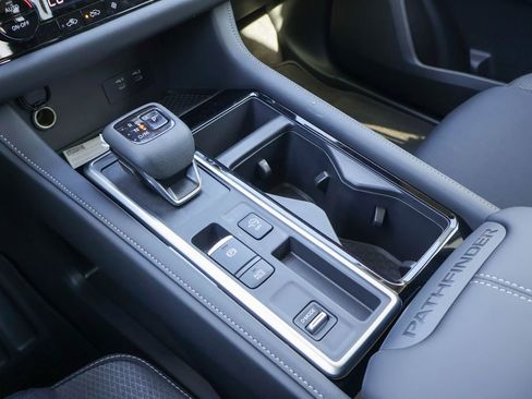 New 2026 Nissan Pathfinder SV image 14