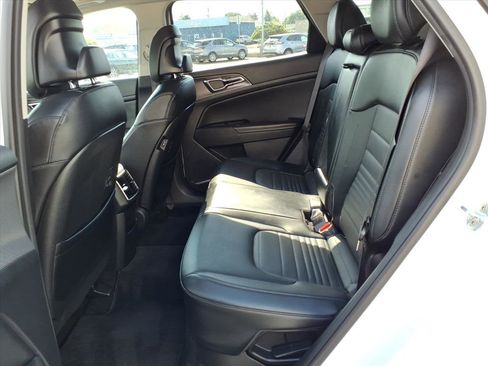 Used 2023 Kia Sportage SX Prestige image 13