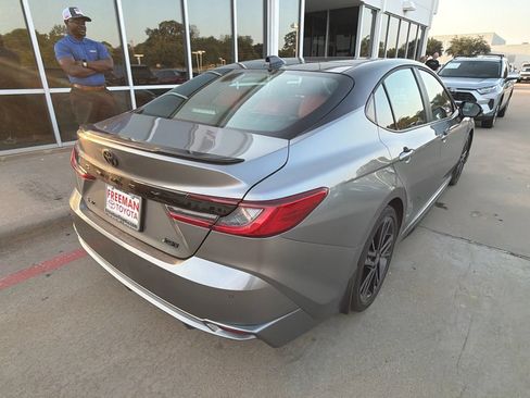 Used 2026 Toyota Camry XSE w/ Premium Plus Package FWD image 7