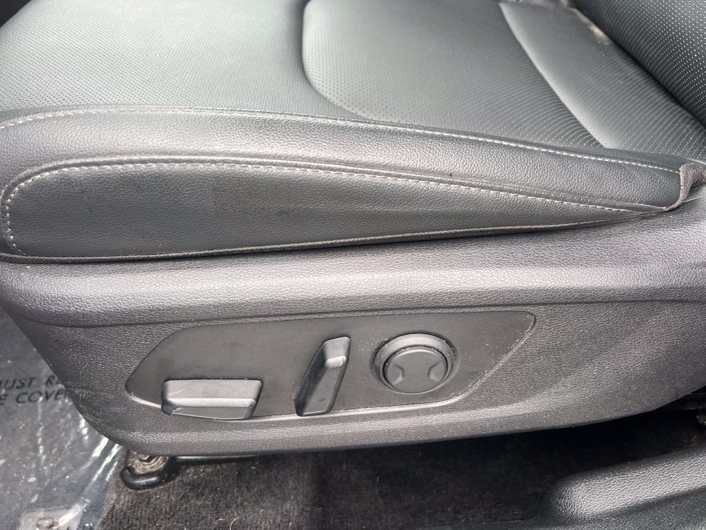 Certified 2023 Kia Sportage EX FWD image 11