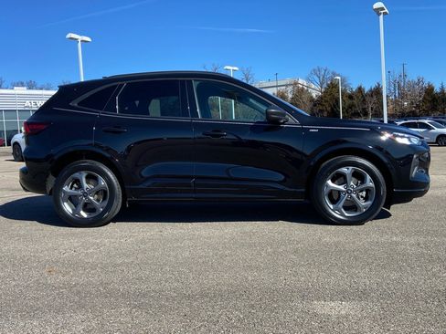 Used 2023 Ford Escape ST-Line w/ Tech Pack #1 image 4