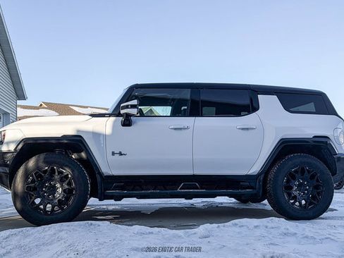 Used 2025 GMC Hummer EV 2X AWD/4WD image 3