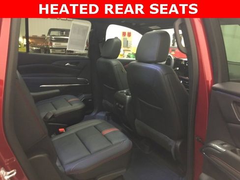 Used 2024 Chevrolet Traverse RS w/ LPO, Floor Liner Package image 17