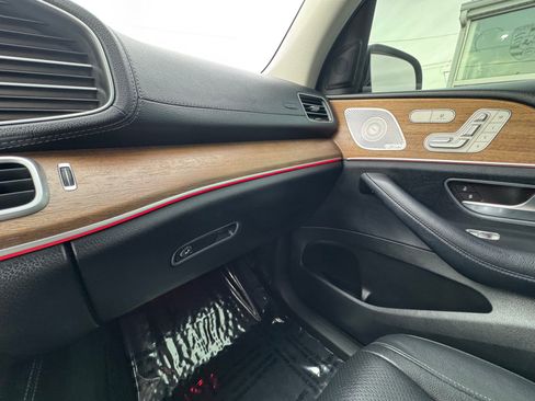 Used 2020 Mercedes-Benz GLS 450 4MATIC image 33