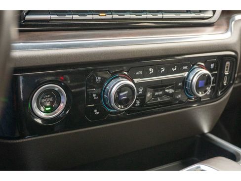 Used 2023 GMC Sierra 1500 SLT w/ SLT Premium Package image 24