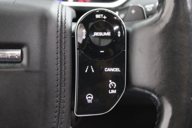 Used 2020 Land Rover Range Rover HSE AWD/4WD image 21