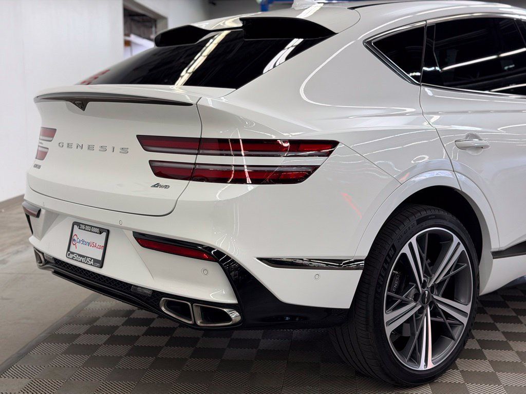 Used 2025 Genesis GV80 3.5T e-SC AWD/4WD image 12