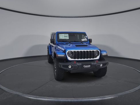 New 2026 Jeep Wrangler Unlimited Rubicon w/ Whitecap Package AWD/4WD image 4
