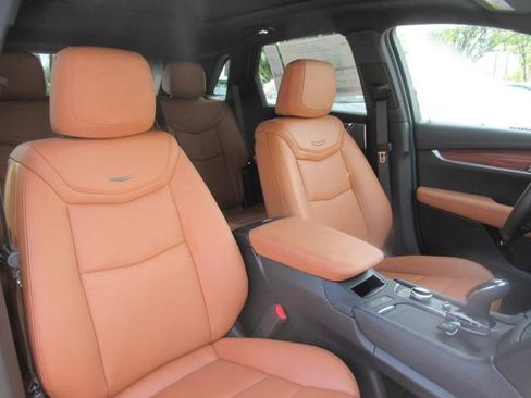 New 2025 Cadillac XT5 Premium Luxury w/ Technology Package image 8