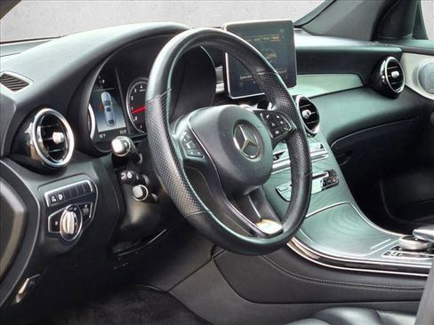 Used 2019 Mercedes-Benz GLC 300 4MATIC Coupe image 9