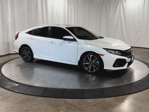 Used 2018 Honda Civic Si image 2