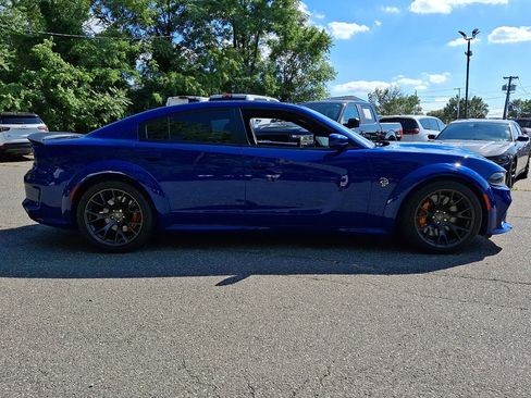 Used 2022 Dodge Charger SRT Hellcat w/ Alcantara Interior Package RWD image 5