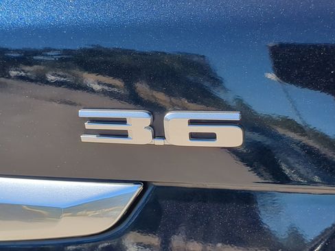 Used 2017 Cadillac XT5 Luxury w/ Driver Awareness Package image 58