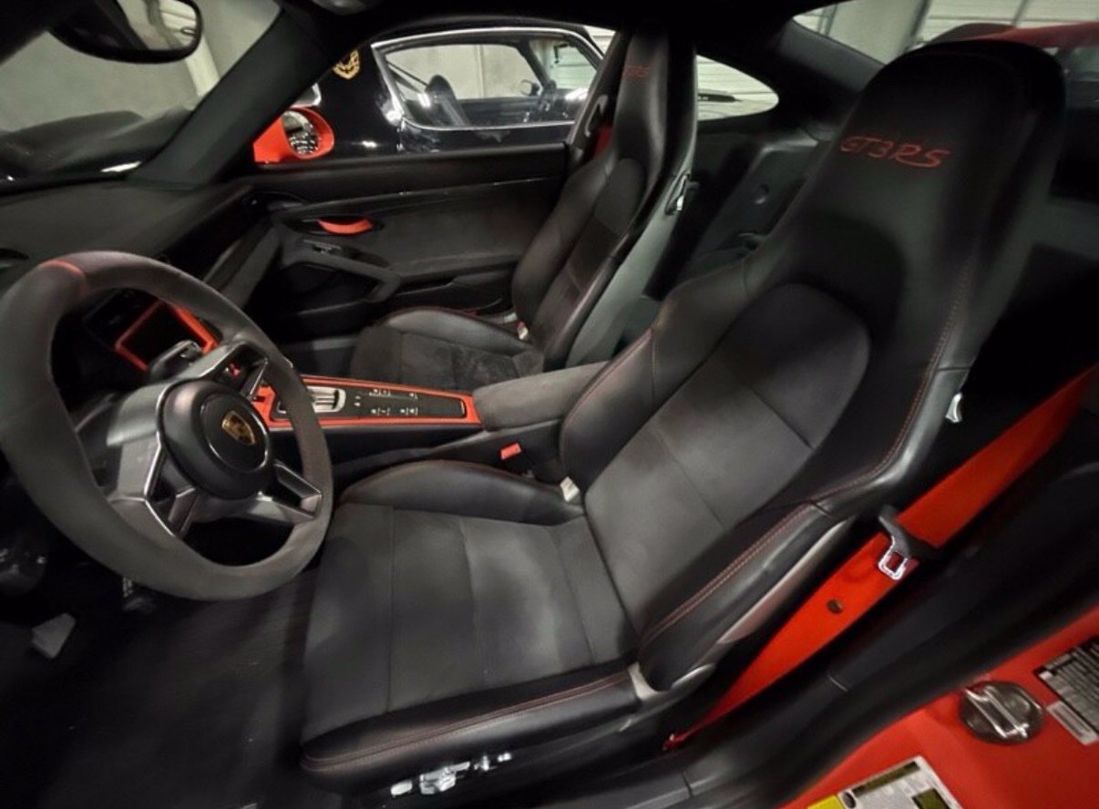 Used 2016 Porsche 911 GT3 RS RWD image 2